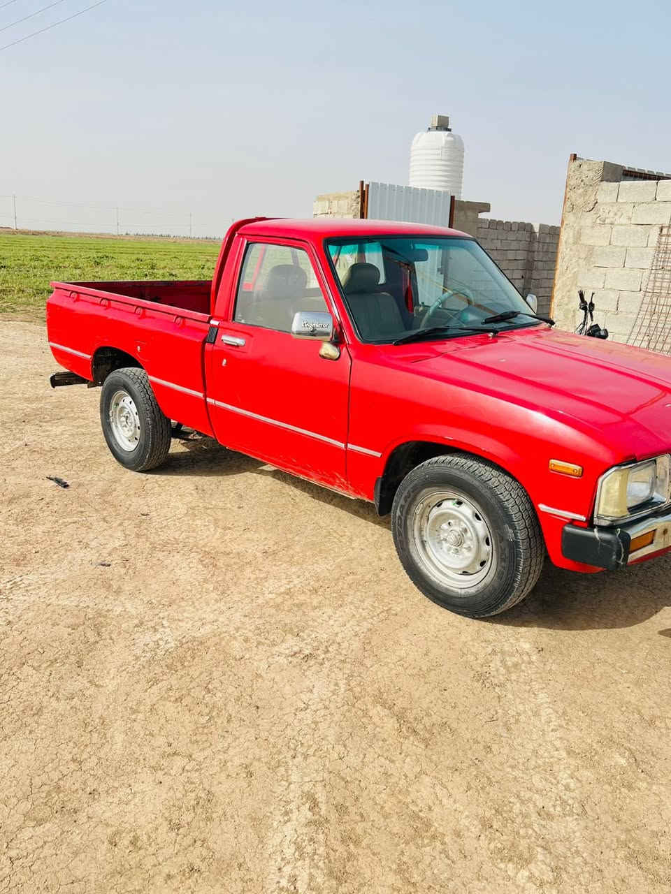 سلام عليكم بيكم 82جاهزه من كلشي رقم جديد تخم تاير صدر امامي خلفي جديد كابريته جديده جاهزه من كلشي انكر سلف واطلع السعر 42وبيها مجال العنوان ديالى ناحيه السلام الرقم ***********
