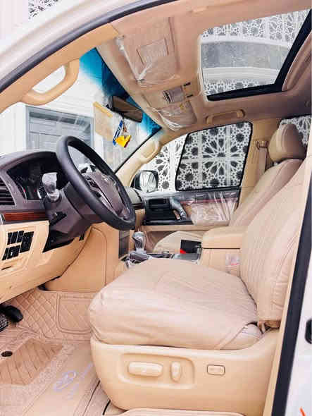 ﷽
بسعر مناااااااسب جدا
‏‎سلام عليكم 
 للبيع او مراوس 
لاندكروز 🔥 2017  💣 ويت اديش🚀 GXR:
فول موصفات لايت اسود 
السياره احله من الصور بالحقيقه 
فول مواصفات 1/1 💯 :
1- فتحة 🕳️
2- بصمة 🔐
3- ماشية 98 حقيقي 🧡 وقابلة لزيادة 
4- حساس خلفي وامامي 🎶🔊
5- ثلاجة 🥶
6- 2 كراسي كهرباء ⚡
7- تشغيل عن بعد 💥
8- شاشات عرض 💻
9-كامرات 2 دوارة 👀
10- 8  ايرباك 
11-دفع رباعي 🎮
12- شاحن واير لس
12- رقم اربيل بأسمي 
حجم المحرك: 4000 ✅
ملاحظة // السيارة كفالة عامة من جميع النواحي 
حته الدعاميات وشرط  الفحص ✅
جديدة بمعنى الكلمه شرط زيرو  تخم تاير حدادية تبريد جاهزة من كلشي مابيها اي نقص وبالعافية ع تكون من نصيبه
بأسمي شخصياً هزه وفحص جديد تحويل مباشر  
#مفخره_الأرض 🔥 
🟩 السعر المطلوب  _ ( 488 $ )💸قفل                            
ماكو هيج سعر بهيج نظافة مستحيل 
لاستفسار الاتصال ع الارقام التالية 📲📲
‏ *********** // 0781 578 1463 ) 

تحياتي لجميع 🌹 🌸 🙏🏻
الموقع 
‏https://maps.google.com/?q=32.753235,44.410568

‏ المحاويل
