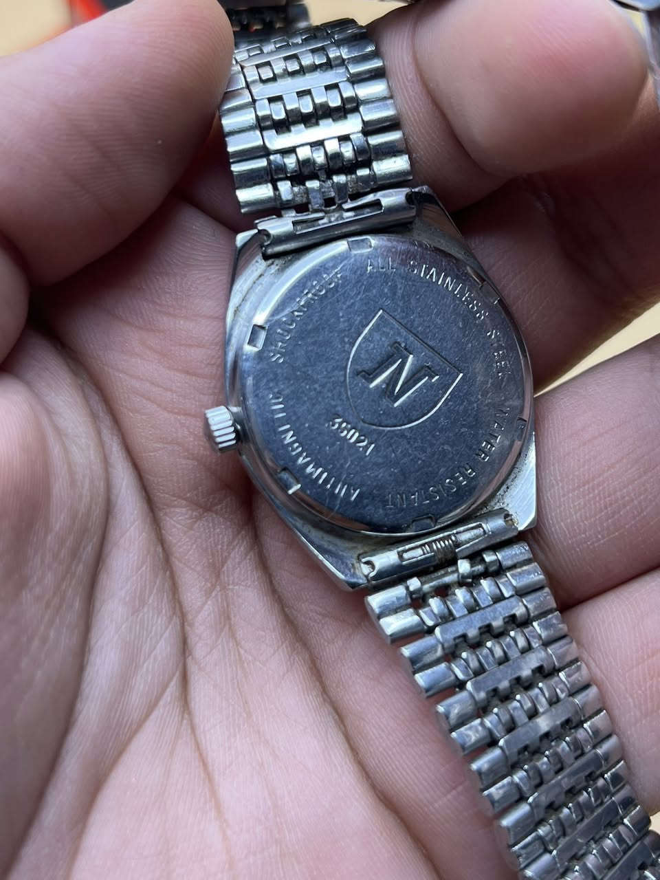 نيفادا سويسري اصلي استيراد الاجهزة الدقيقة نصب تكويك 17 حجر عقرب ثواني منفصل قطر 32-31 نوادر و تحفه 

لمعرفة السعر خاص فضلاً 
واتساب ***********
