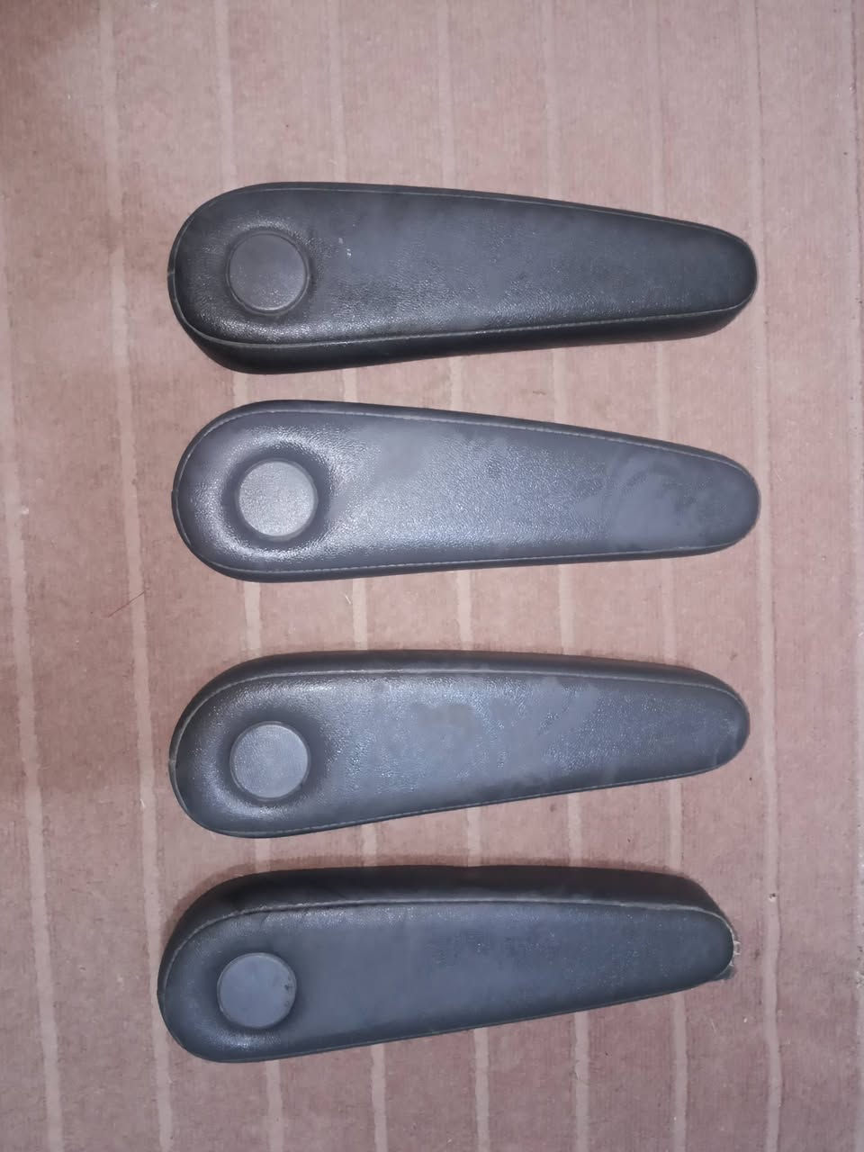 السلام عليكم
تجوات للبيع مال ستاركس عدد اربعه يرهمن جنبي هايس هايكر شيري جميع السيارات سعر الوحده 35 وبيهه مجال للطيبين مكان حله اتصل ودلل ‏‪0783 171 8434‬‏
