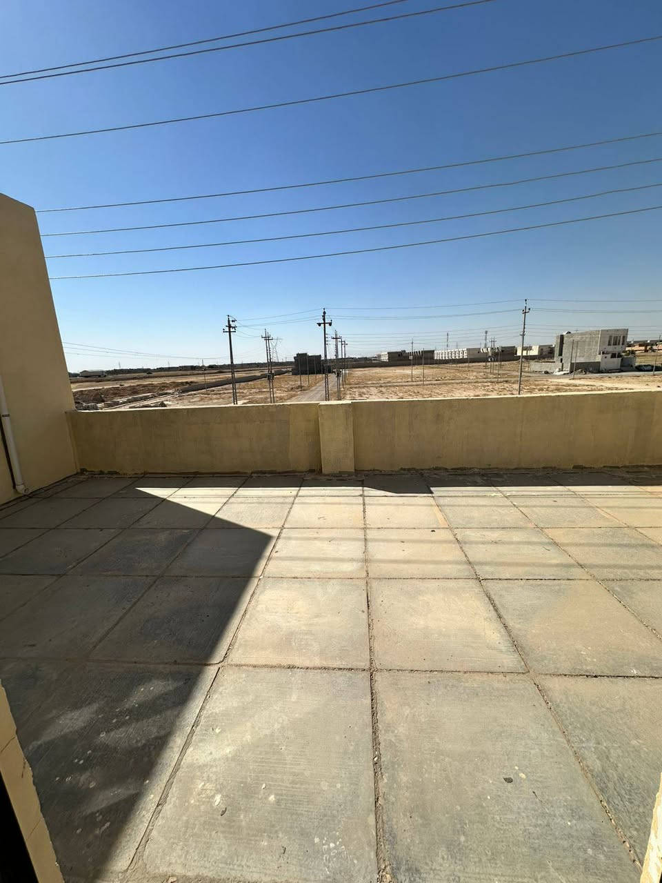 السلام عليكم
#للبيع دار سكني تكريت مجمع سما🏰
#دار زيرو 🏰 فول مواصفات وجاهز للسكن 🏰
#مساحة 250متر 🏠
#واجهة 
#موقع دار جدا مميز ركن على شارعين
#يحتوي الدار على 🏰
#واجهة الدار🏰
#الدار شغل درجه اولا🏤
#غرف نوم عدد 4🛌 🛌
#صالة استقبال  🏰
#صالة وسطية 🏰
#مطبخ 
#كراج للسيارة  🚘🚘
#مجاميع داخلية وخارجية عدد 3
#حمامات داخلية نظام دفن  🛀
#نظام تأسيس غاز دفن 
#نظام 📹
#سطح شتايكر
#حديقة  🌲🌴🌳🌺⚘️
#ابواب خارجيةدرجه اولى
#ابواب داخلية  درجة اولى 
#سيراميك الدار  درجة اولى
#محجل 
#مغاسل 
#السعر190 وبي مجال 
#للاستفسار والتواصل على رقم *********** ☎️ تكريت, صلاح الدين
