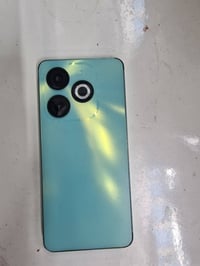 انفنكس سمارت ٨ • ٦٤ • شاشة مكسورة