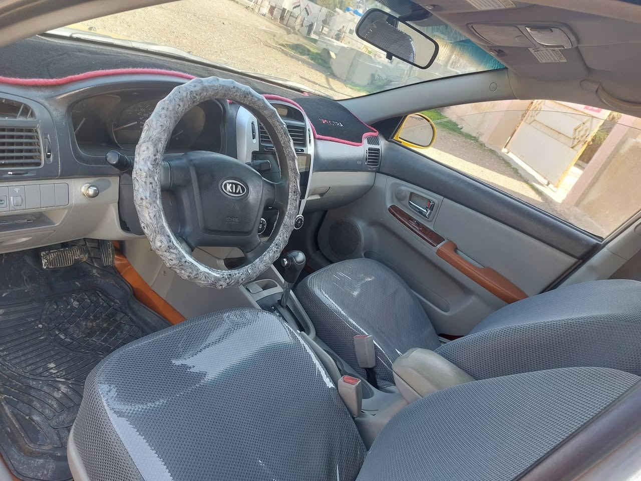 السلام عليكم.
مراوس بخصوصي فقط. اسبكترا م 9مصفرة هيئه وغرامات جوال حادثها جوه القبغ البانزين وبيها طخه من وره خفيفه مكان ديالى مندلي رقم بغداد سنويه باقيلها شهر مراوس فقط بخصوصي رقم الهاتف *********** تايرات تخم جديد دوامه جديده
