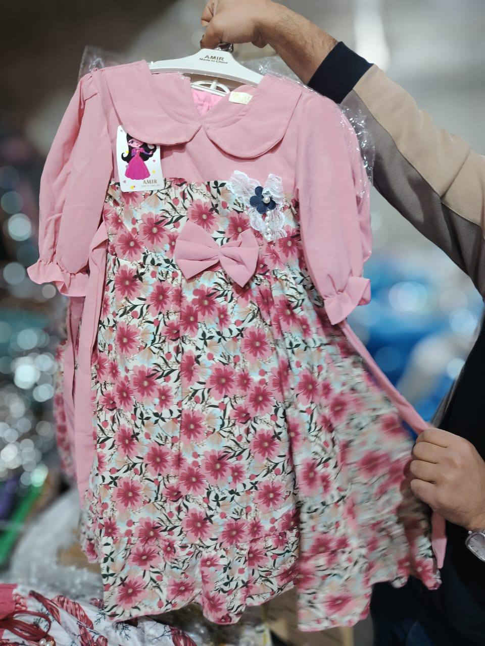 جديدنااااااااا وصل 😍😍 
فستان بناتي قطعتيين 
فستان مع ستريج
قياس من 1الى4سنوات
قياس من 5سنوات الى8سنوات
قياس من 9سنوات لل12سنة
للطلب واتس اب ***********
متوفر خدمة توصيل لكافة محافظات العراق 🚗🚗
