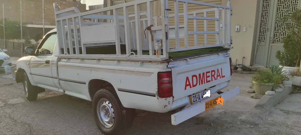 سەیارەی فرۆشتن:  پیکاب ئەدمیراڵ تاک 5 قولاب (Admiral) مۆدێل ٢٠٠٦ 🚗
ئەگەر بەدوای سەیارەیەکی بەهێز، کارا و بێ مەسرەفدا دەگەڕێیت بۆ کاسپیکردن، ئەمە باشترین هەڵبژاردنە!

✨ تایبەتمەندییەکان:
 جۆر: ئەدمیراڵ (Admiral) - پیک ئاپ تاک 5قولاب 
 مۆدێل: ٢٠٠٦
 گێڕ: عادی
 ڕەنگ: سپی
پاتری تازە بۆم کڕیوە
ویل و تایەی تازەی لە ژێرە
تابلۆی تازە ، ساڵانەی بە ناوی خۆمەوەیە
ساڵانەی تازە تا بەرواری 2031/2
هەزە و بەرادی تازە تا بەرواری 2027/2
 چەمچەیەکی تازە و زۆر باشی لەسەرە
مەکینە، گێڕ و ئەکسل: زۆر باشە  (هیچ کێشەیەکی تەکنیکی نییە)
 بەکارهێنان: زۆر کەممەسرەفە و بەتەواوی ماڵی کەسابەتە بۆ ئیشکردن.
📍 شوێن: [سلێمانی ]
💰 نرخ: [ 63: مەعامەلە]
📞 ژمارەی پەیوەندی: ***********
*********** شربازهير, السليمانية
