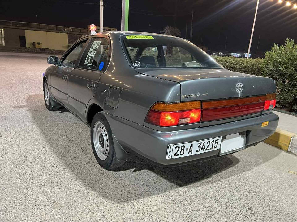 السلام عليكم كورلا مصبوغه عام  مديل 1992
كير ومكينه ع الشرط مكينه 1600
غرفه جديده كارتون مكفوله من ضربه  قويه سياره حلوه تعمير جديد 
رقم نجف   إنكليزي سنويه لل30
مكان السياره نجف قضاء الكوفه  
السعر 55بيها مجال حك الجيه
رقم الهاتف ***********
