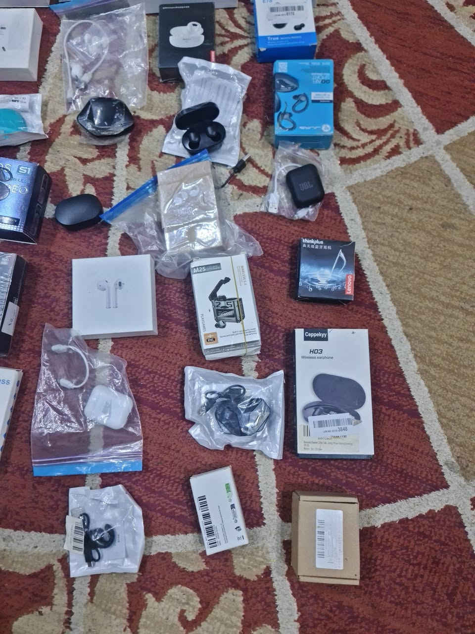 توفر حديثا
شلعة اير بود مختلف الأنواع 
العدد من ٤٧  قطعة 
شرط جديد وشغال 
االي آلة رغبة بيهن يدخل خاص 
متوفر توصيل لجميع المحافظات


**إذا كنت صاحب هذا الإعلان وتريد حذفه لأي سبب، رجاءا أرسل رسالة إلى الدعم الفني**