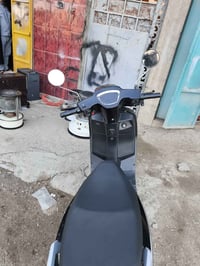 موطور شحن • ٢٠٠٠ واط • ٦ بطاريات ٢٠ أمبير