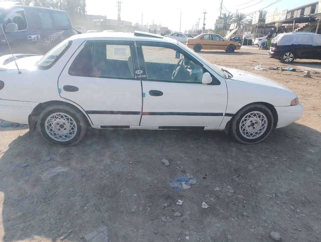 السلام عليكم اللبيع كيا سيفيه موديل 93 رقم بغداد موازي مكينه دخن كير عادي سعر 21 وبيه مجال مكان السياره واسط الصويرة رقم الهاتف ***********
