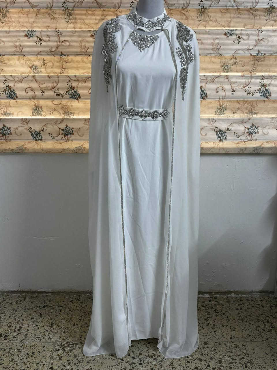 قفطان قياس لارج 
استعمال ساعه وحده اشتريته95 سعره75 العنوان بغداد


**إذا كنت صاحب هذا الإعلان وتريد حذفه لأي سبب، رجاءا أرسل رسالة إلى الدعم الفني**