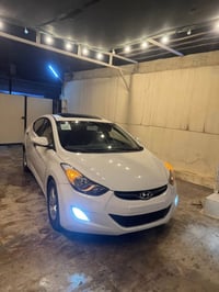 افانتي • ٢٠١١ • شاشة وكاميرا