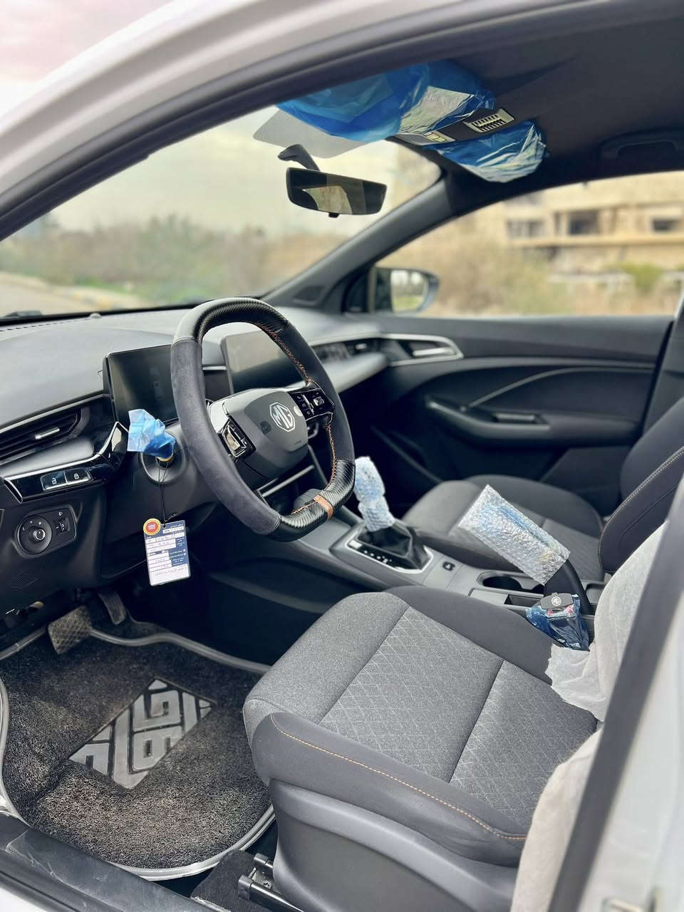 للبيع mg3 موديل 2025 ضمان شركه ماشيه 8000كم كلو على وضع الشركه شرط رقم اربيل سنويه وهزه كلو جديد السعر 107 بيها مجال مكان موصل 
***********
