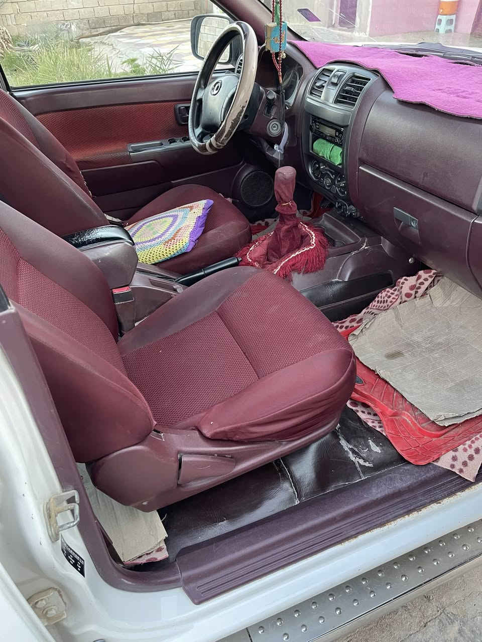 السلام عليكم سياره كريت ويل 2013سنويه جديده وسياره بأسمنا وتحويل مباشر  وكلش نظيفها سعره 70 وبيه مجال للشراي 
تواصل مع هذا رقم 
***********
