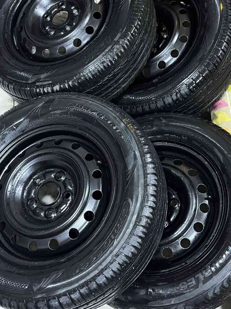 تخم ويل وتايرات للبيع حجم 15سعر 125وبيهن مجال المكان بابل***********
