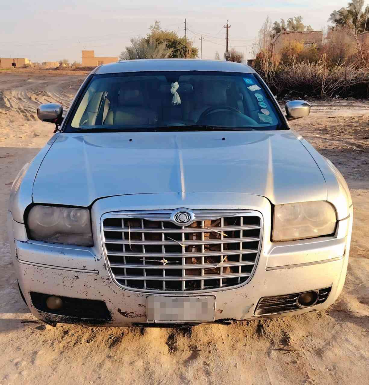 السلام عليكم
اوباما 2007 لون رصاصي
السياره حلوه ونضيفه فول مواصفات فتحة سلايت سنويه ال 28 وتحكمات ستيرن
السياره كير ومكينه كفاله وتخم تاير جديد وعليها ادامه كامله
السياره بيها قطعتين جاملغ امامي جهة عكس السايق مبدل وجاملغ خلفي بارد.
السياره كلشي شغال بيها تبريد وتدفئه وكهربائيات كلها شغاله.
سياره خير من الله عليها منضومة زنون جديده.
السعر الاتصال على الرقم ‏‪***********‬‏
