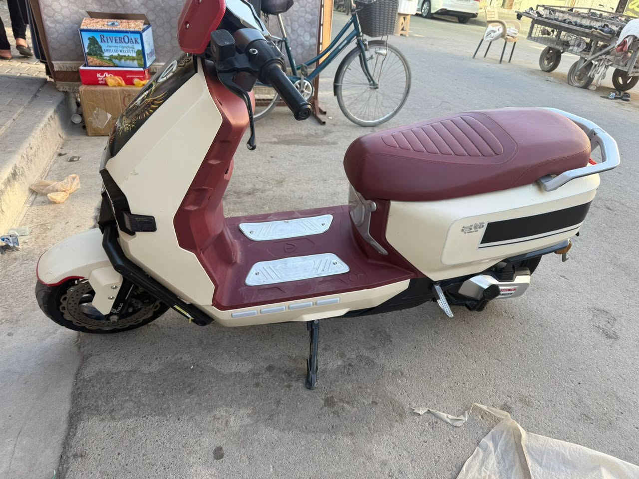 دراجه ريان شحن 
ست بطاريات مسطره الجبيره 
للتفاصيل اكثر التواصل على الواتساب او 
الاتصال على الرقم ***********
السعر 750 اوبي مجال 
الموقع بغداد قضاء الطارميه قرب المركز
