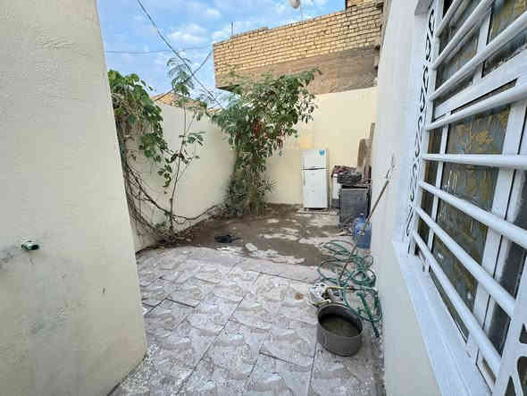 السلام عليكم
بيت في علوه الفحل  للبيع مساحة 77 طابو زراعي 
 السعر 22 وبي مجال 

عكاده 

للاستفسار ***********
