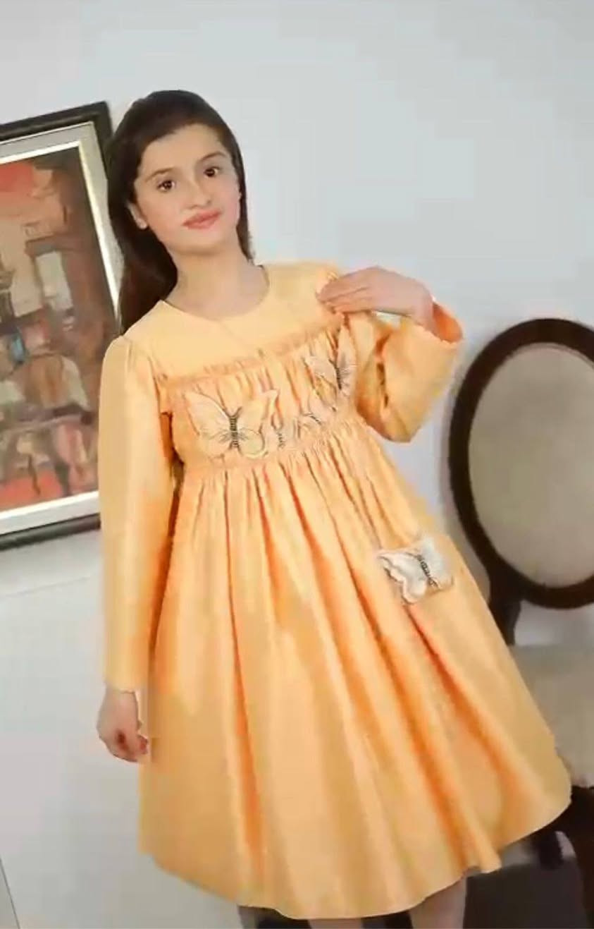 فساتين بناتي من٣-١٠ سنه باسعار تخفيضات جدا...


**إذا كنت صاحب هذا الإعلان وتريد حذفه لأي سبب، رجاءا أرسل رسالة إلى الدعم الفني**