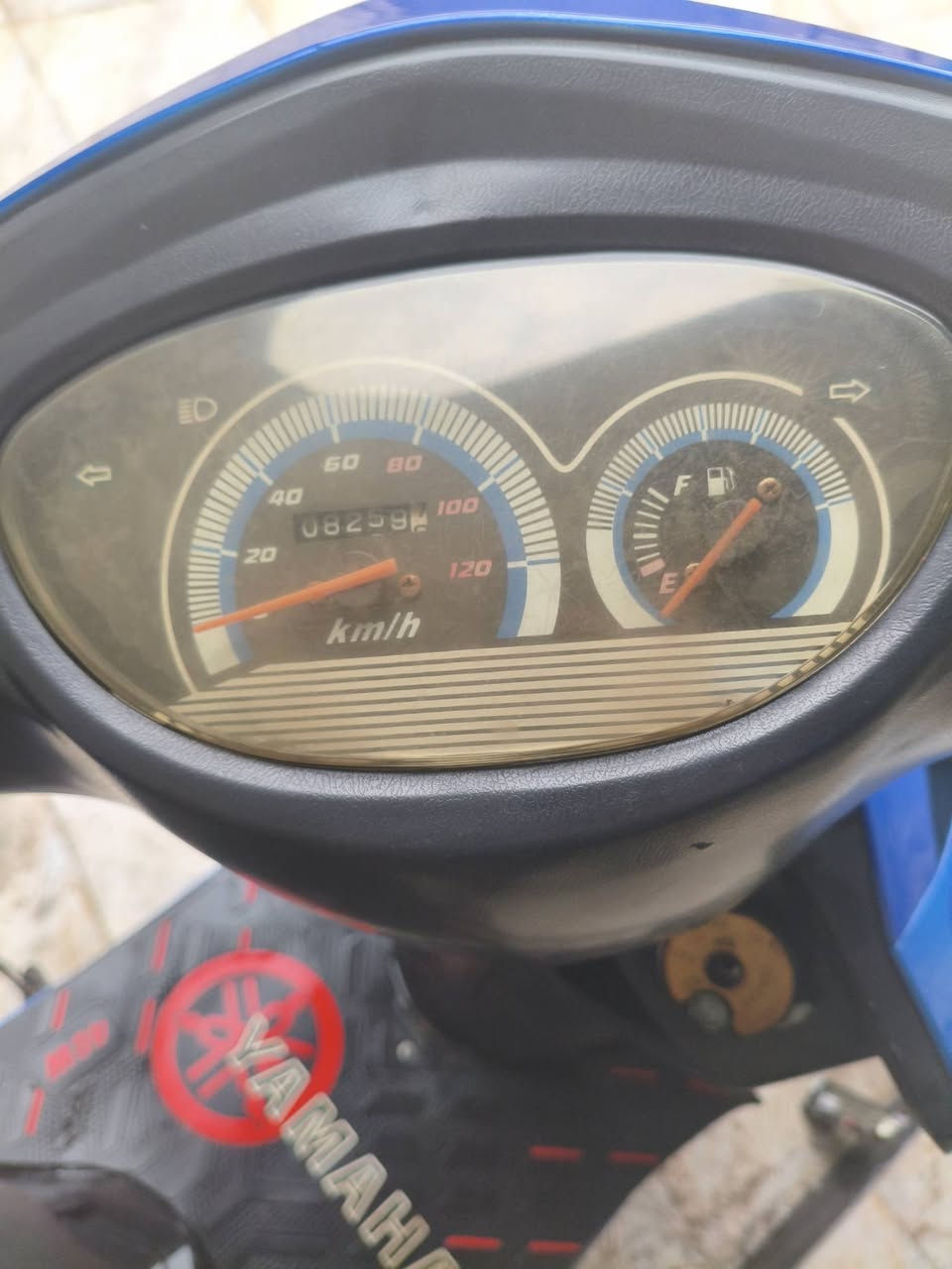 سكنس للبيع نضيفه وبرغي ما مفتوح بيها كلها بلاديه ما عدا الشوتا وبعد ما يحتاج اسولف عنها صور موجوده كدام عينك وتجي وتشوف ونروح نفحص  سعرها ٧٥٠ مكاني البصره الطوبى والنخيلا رقمي***********
