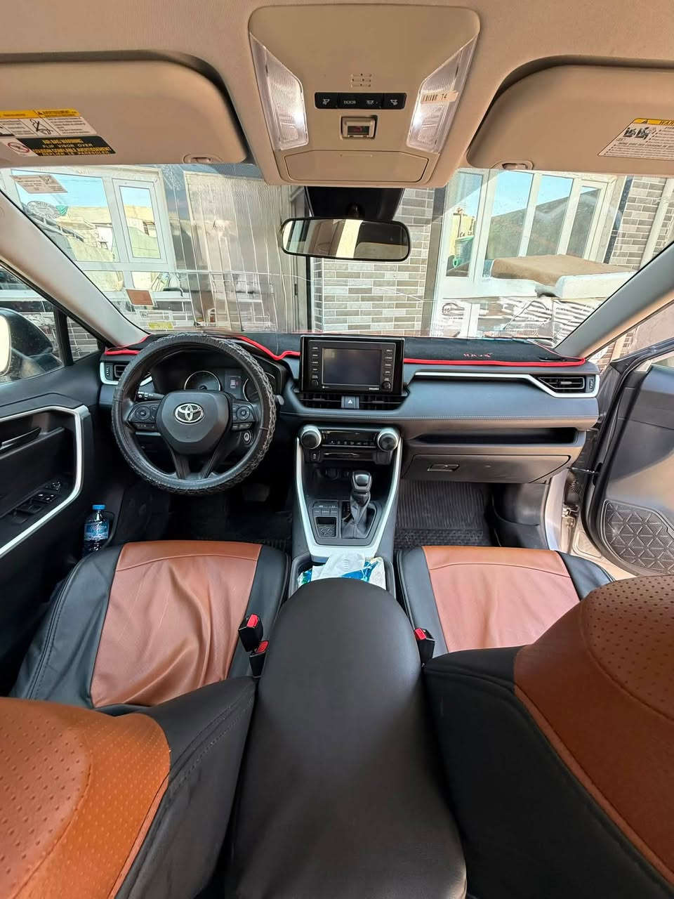 السلام عليكم 
للبيع راف فور RAV4 
موديل 2022 اللون سلفر 
مواصفات LE المعروفة 
السيارة ماشية (54mi)
رقمها سليمانية الجديد 
اربع تايرات جديدة 
رادار امامي - تحديد مسار - أوتو هولد - سايد بريك كهربائي 
النوافذ فتح وغلق أوتو - لايت LED -تحكمات ستيرن 
و بعد مواصفات كثيرة 

الضرر : هلال الجامرلغ الامامي السكن بي معجون + صبغ 

و باقي السيارة كفالة عامة من الضرر و الصبغ و المعجون 

عنوان السيارة كركوك -طريق الدبس - قرية باجوان 

للاستفسار اكثر الاتصال على الرقم الموجود 

           ***********
