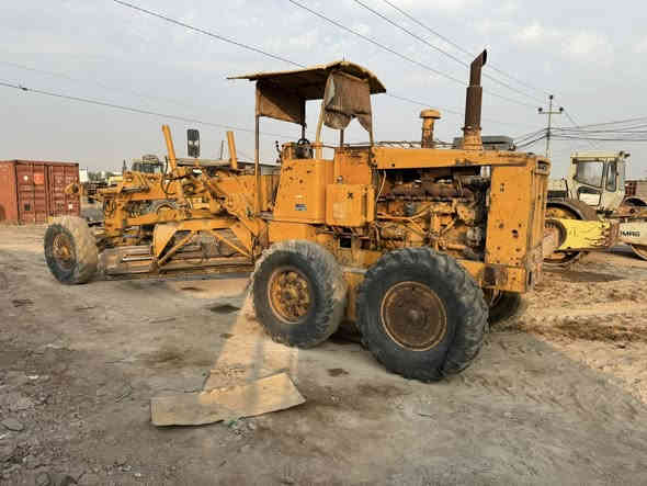 كريدر عدد٢كوماتسوسنويه تحويل مباشرالمكان الانبار ***********
