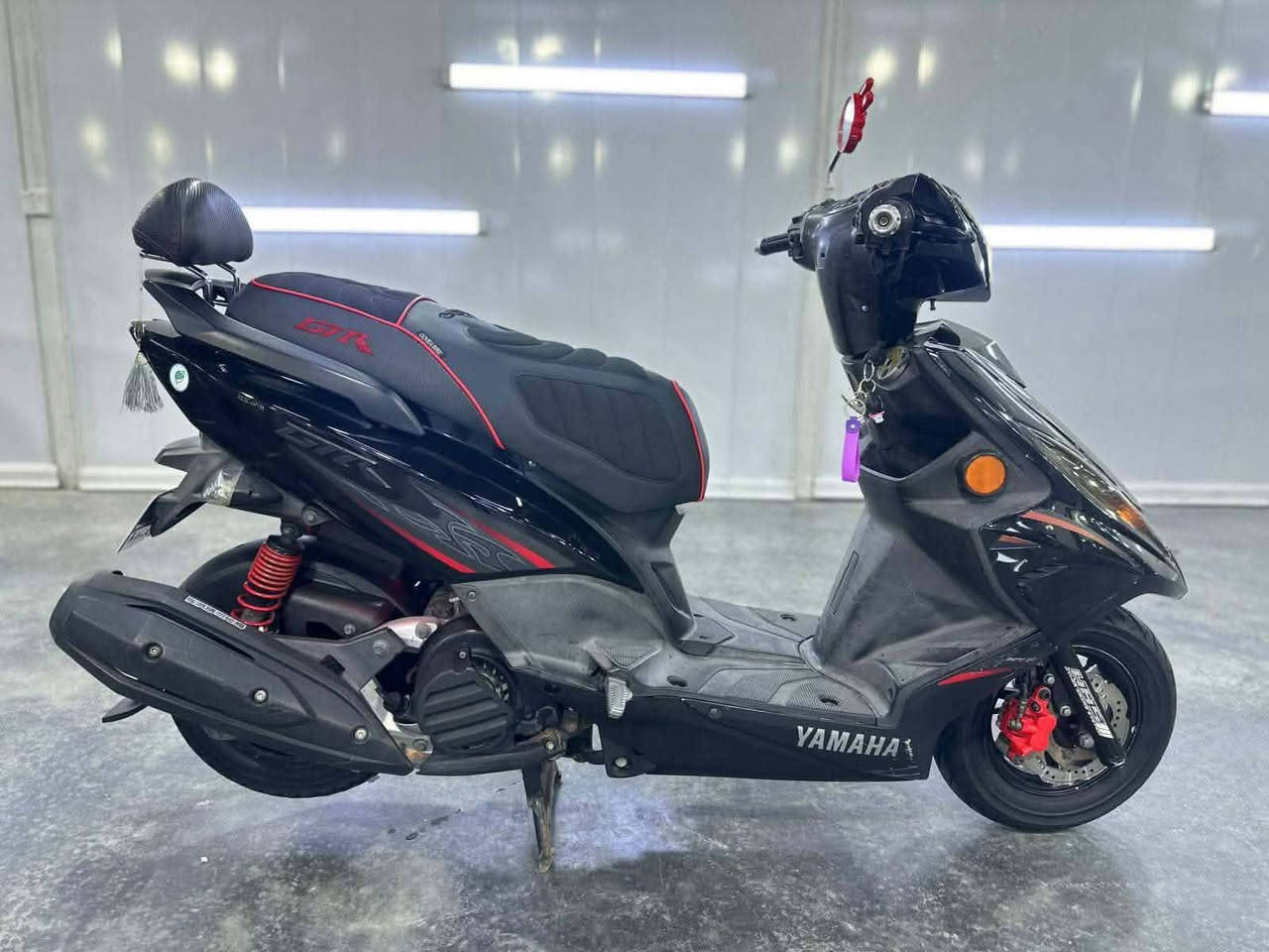 سلام عليكم شباب الجيتي لبيع كفاله عامه والسعر خاص مكاني الزعفرانيه رقمي ***********
