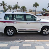 يالله السلام وعليكم من رخصت الادمن  لاندكروز 2010  بريميه كفاله عامه  ...