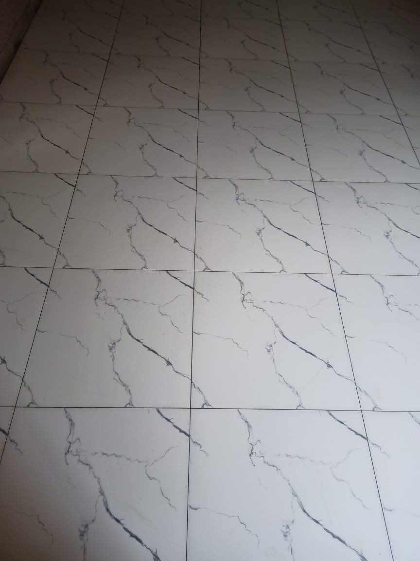 السلام عليكم عملي سيراميك بورسلين مرمر متفرغ حاليا العمل داخل الموصل فقط 
***********
*********** كورك بيه واتساب
