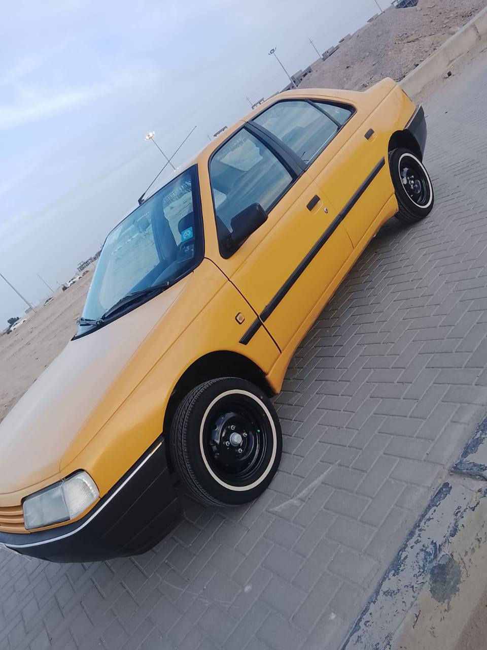 سلام عليكم سياره البيع بيجو روه موديل 10سنويه جديده سياره مكفول كفاله عامه رقم بصره السعر 45مكاني بصره ***********
