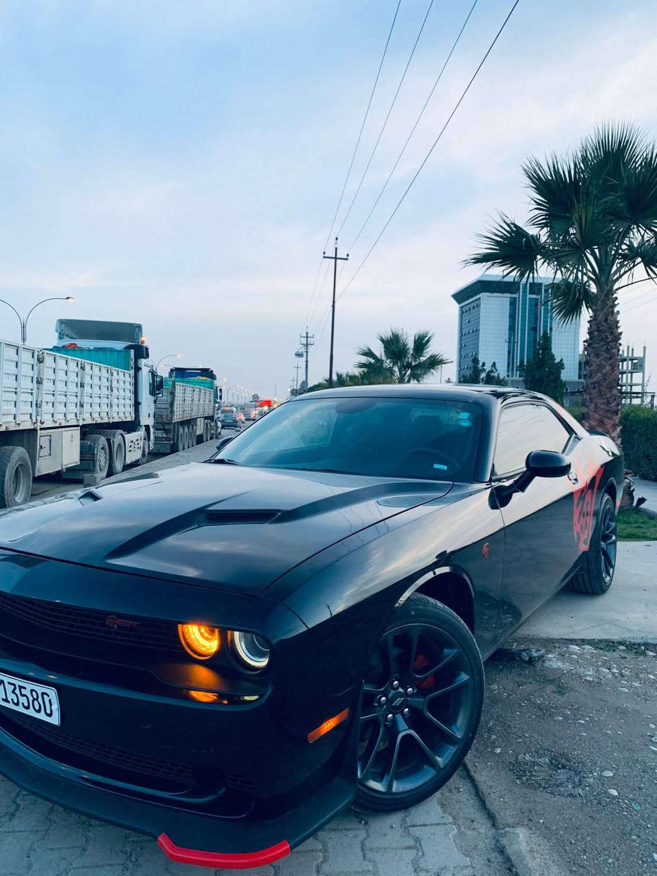 مواسەفات sxt
بەسمە
شاشە
کامیرە
18هەزار میل رۆیشتیە
تعدی سورعە
تحکوماتی سوکان
کوشین کارەبا
دەرکە بەسمە
سندوق بەسمە
سەیارەکە چاملغی لای سەکن و روبعەک بۆنیتی سبوغە بی ژۆری بی ارباک
کامل جوانکاری لۆ کرایە
ویلی سکاتی لەسەرە
چوار تایەی سی رۆژە لۆ بەسترایە
رەقەم و هەموو شتی نویە
رەقەم هەولیرە
تەعویل و غرامەی بەشەرتە
بی کەمو کوریە و جاهیزە
*********** أربيل, العراق
