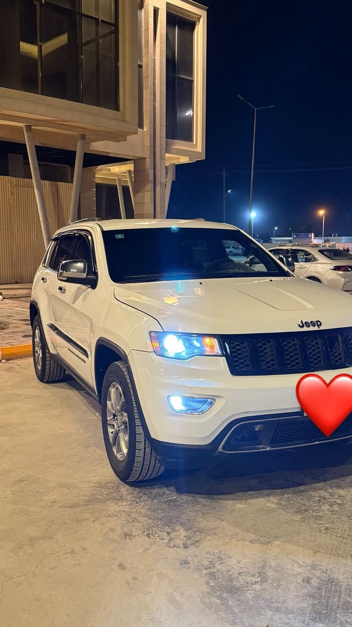 جيب لمتد موديل 2016 وارد امريكي
فول مواصفات 

شاشة جبيرة 

جنطة كهرباء 

تدفئة كشنات امامي و خلفي 

تحكم استيرن شفتات 

تخم تاير جديد 

هيترات بالمراية 

مراية قلاب 

اشاير بالمري 

ماشية 155 ميل 

استخدام شخصي 

حدادية امامي خلفي جديدة 

كشنات جلد 

الضرر جاملغ ايمن فقط صبغ امريكا 

صور الحادث مرفق 

السعر 235 $ و بي مجال 

بسمي سنوية جديدة

استفسار اكثر او على الرقم 

‭0775 122 8710‬
