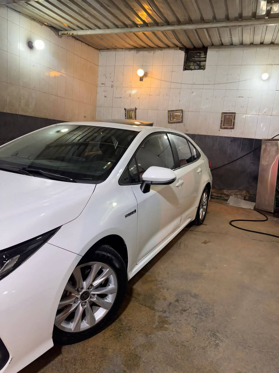 للبيع كورلا هايبرد 2024
السعر/ ١٣٧ وبيها مجال 

 ماشية/ ٤٧ الف

رقم بغداد باسمي

موقعها بغداد + بابل

بيها طخة بسيطة بالباب الخلفي والجاملغ موضحة بالفيديو 

المواصفات :

1/1 عدى الكشن مو كهرباء 

بصمة

فتحة

دخول ذكي

کامره خلفية عدستين

رادار

نظام اللايت اوتو + العالي أوتو 

مثبت سرعة

قيادة ذاتية

نظام تحكم ستيرن

نظام تحديد مسار وتنبيه عند الخروج من المسار 

توقف ذاتي

اوتو هولد

جام اوتو

قطعتين تبريد

شاشة ديجيتل

كشنات جلد لونين احمر وأسود 

سايد بريك بصمة

3 انضمة قيادة ايكو، نورمال، سبورت

للتواصل خاص او واتساب/ ***********
