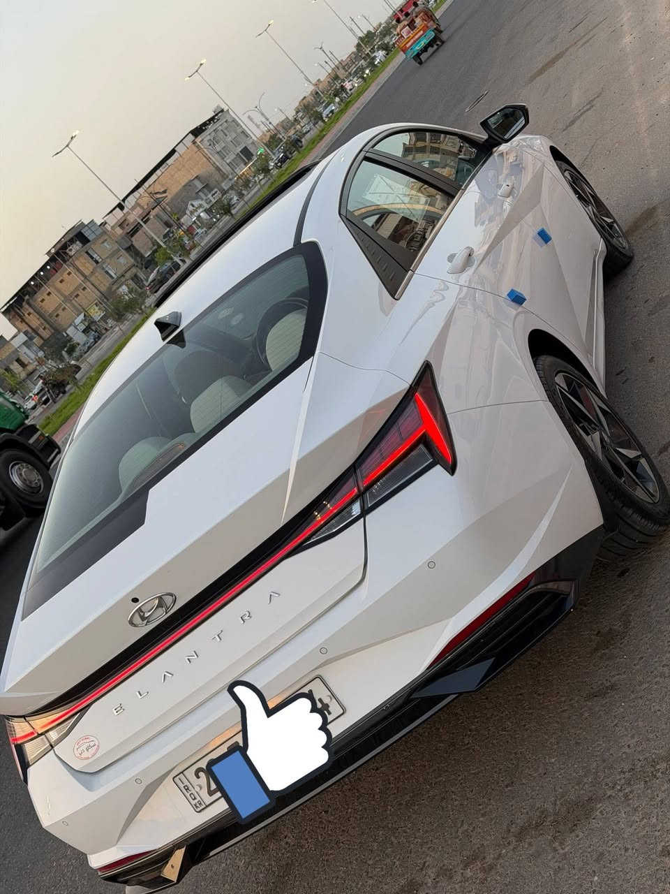 السلام عليكم 
هونداي النترا 
موديل 23 
باسم شركة أربيل 
ماشيه 75 
مكينه 1600 دوش 
فول مواصفات
السعر 132 بيها مجال
مكان البصرة الزبير
هـ ***********
