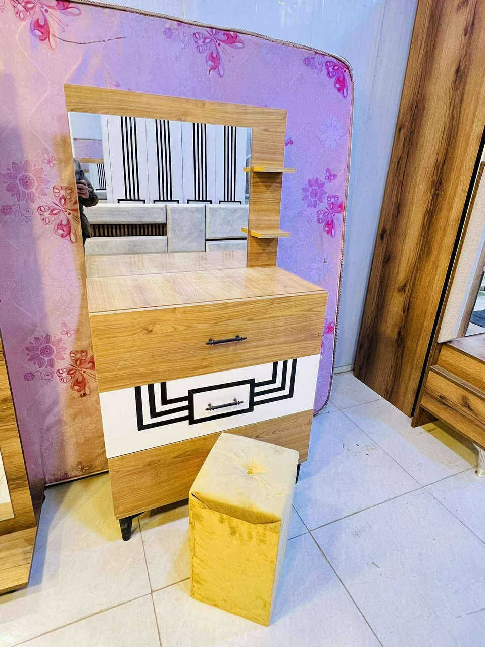 غرفة. تركي. نضام. ابواب.  ٧قطع. كوالتي. عالي 650 بس. واصل. كول. مناطق بغداد بغداد, العراق


**إذا كنت صاحب هذا الإعلان وتريد حذفه لأي سبب، رجاءا أرسل رسالة إلى الدعم الفني**