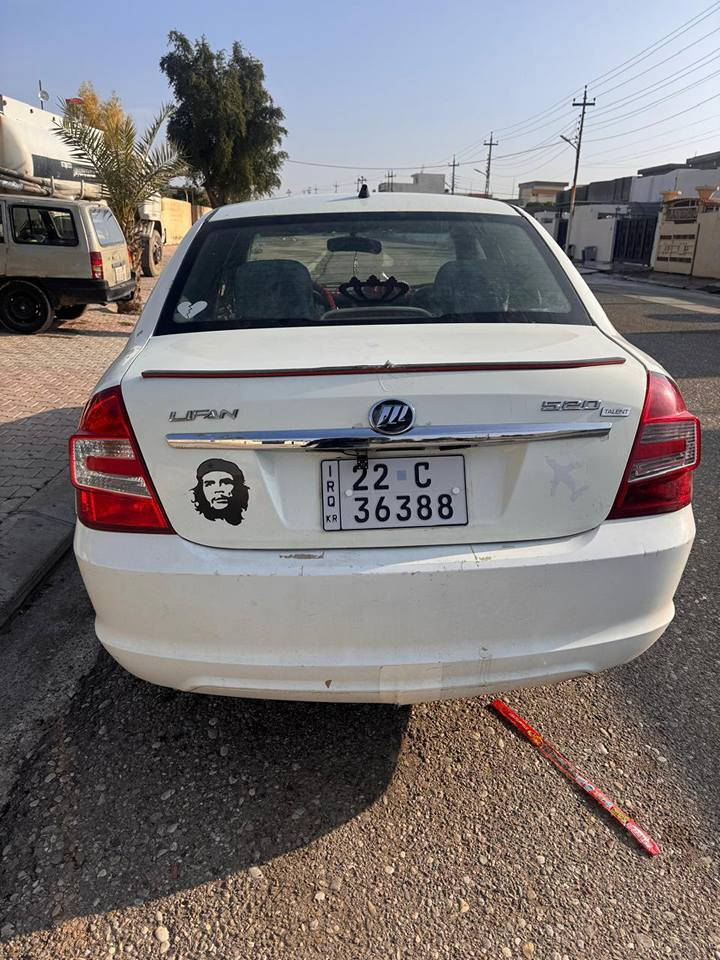 جيلي 2013  بدون صبغ  سنوية جديدة هزة جديدة رقم اربيل دولي موجود في كركوك سعرها 43 ورقة محرك كورلا كير عادي مكفول حدادية جديدة كهربائية مكفول 
*********** كركوك, العراق
