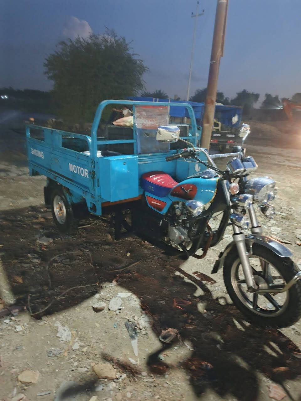 السلام عليكم ستوته صقر ضفيره جديده الزوج تايرات ويالي جدد ستوته بيها ماكينه جديده1550
***********
ستوته 22
