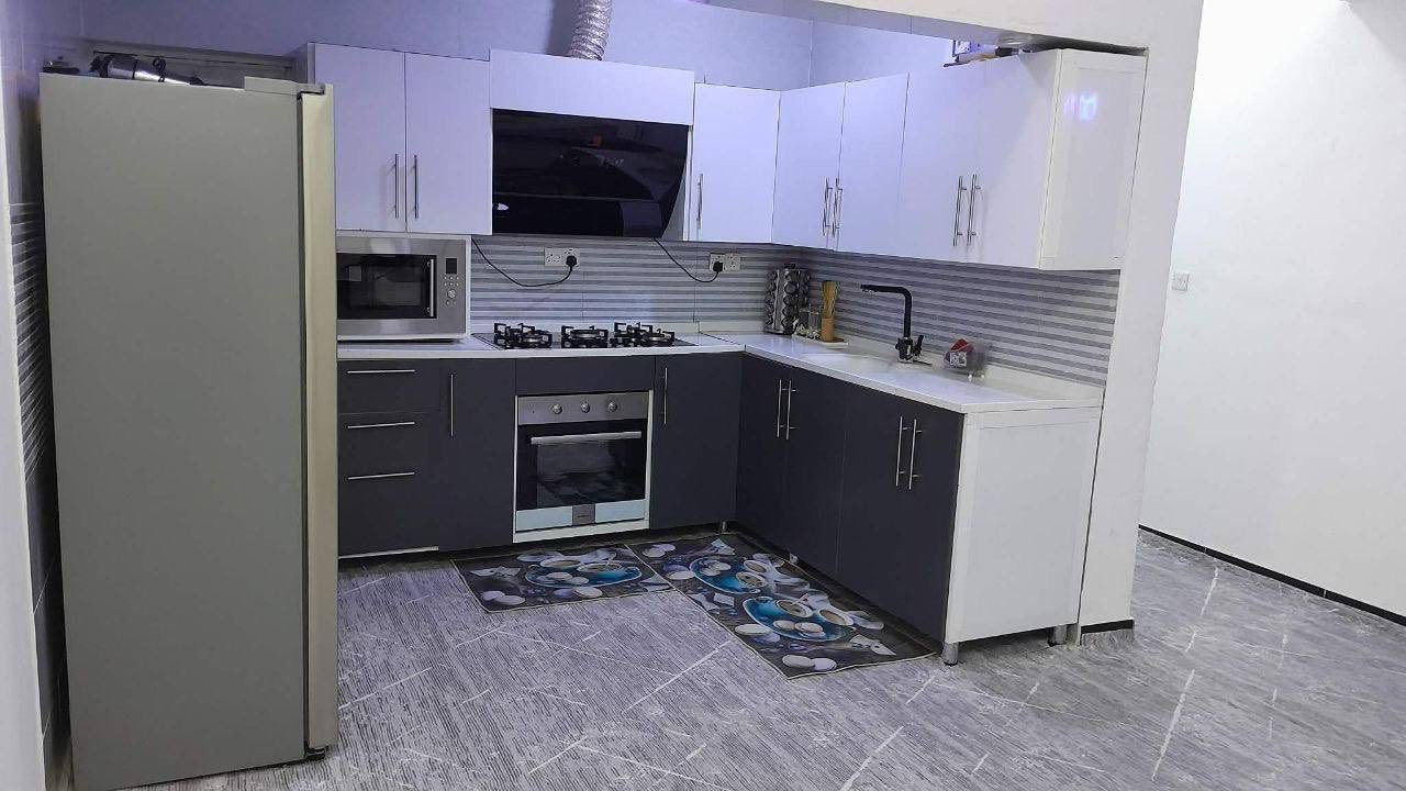 السلام عليكم ❤️

      
بيت للبيع في التنومه قرب شارع الامام علي ع
اسم المنطقه حي للامام رضا 
يبعد عن سوك التنومه 5 دقايق مشي 
مساحه البيت 90 م
طابو صرف زراعي سند 25
قريب عليك ابو الطابو تريد وكاله موجود 
البيت بنيان جديد 2024
ابيع البيت مع الاثاث
يحتوي ع غرفه + هول + دوانيه + مطبخ + صحيات داخل وخارج

سعر ٨٠ قابل للتفاوض 🤍

الاستفسار خاص او الاتصال على الرقم ***********

#عقارات #عقاراتللبيع #عقار #البصرة #التنومه
