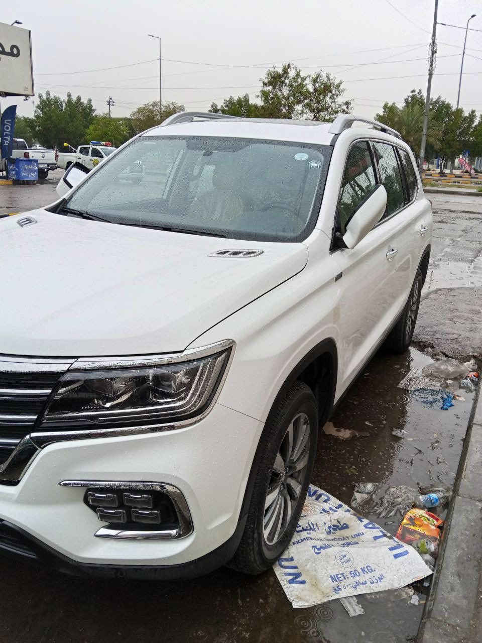 سلام عليكم للبيع Mgrx8 2023
حاله جيده بحاله زيرو
ماشيه 10 الف 
فول مواصفات 
7 راكب 
فور ويل 
بنوراما بصمه 
تبريد مركزي ٣ قطع 
فول LED
فول تحكمات 
كروز سرعه
عده انضمه للقياده ماوس
شفتات بالستيرن
رقم اربيل 
تحويل او وكاله 
مكاني اربيل شارع ١٠٠
***********
