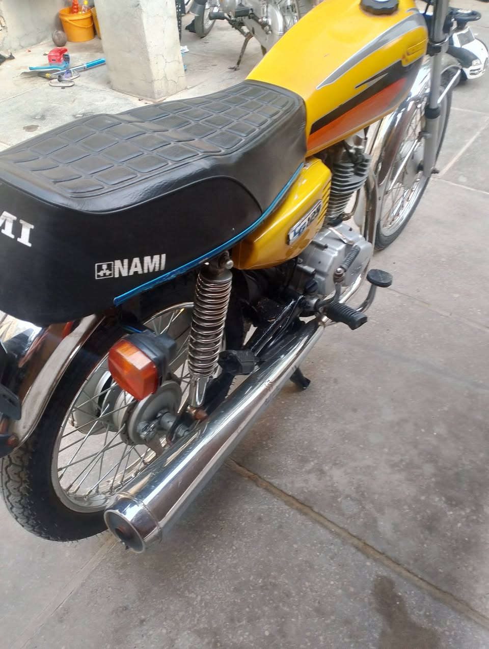 السلام عليكم دراجه ايراني نامه أصل أوراق وكيل سيد خلدون 
دراجه حلوه ونضيفه مكينه  مفتوحه مو تجيني دكلي عبالي ما مفتوحه  السعر 850وبيهة مجال  بسيط رقمي *********** ما متواجد ماسنجر فقط رقم
