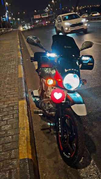 السلام عليكم شباب 
دراجه بوكسر موديل 23نازله ب25شهر 4

مرقمه بغداد نكليزي 

دراجه نضافه م95‎%‎

دراجه كلش معتنين بيهه وكلش نضيفه 

كفاله عامه دراجه مثل مشوف شاكاتب تجي شوف نفس الكلام 

يعني دراجه مكفوله مكاني حي أو ر

هـ***********

السعر 3و500وبيها مجال
