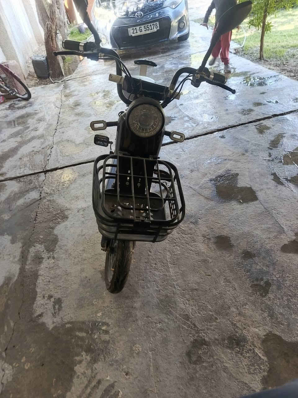 يوجد موطار شحن للبيع فقط بطاريات والسعر 200وبي مجال بكان الموطور الوجيهيه تقاطع الجيزاني منطقه ابو الحديد رقم ***********
