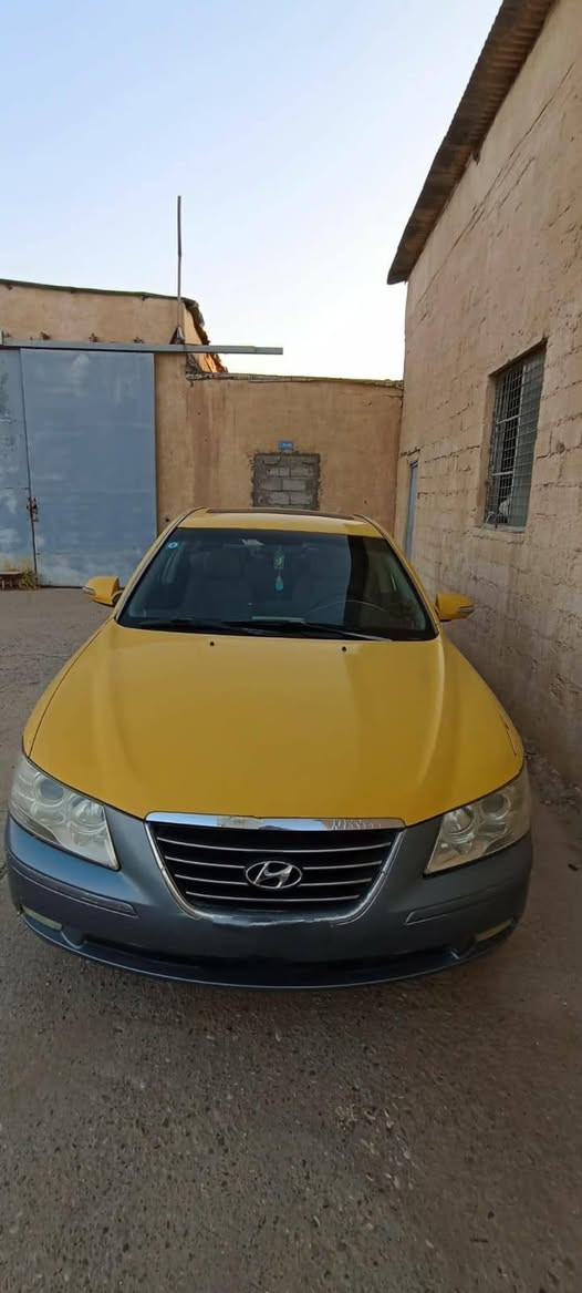 السلام عليكم سوناتا 2010 سياره بها قصه قماره سعر 70 سنويه باسمي  ***********
