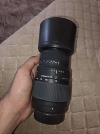 نيكون • ٧٠-٣٠٠ • جديد