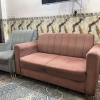 نص تخم  نضيف لبيع   مكان الحريه سعر 200  07708164288