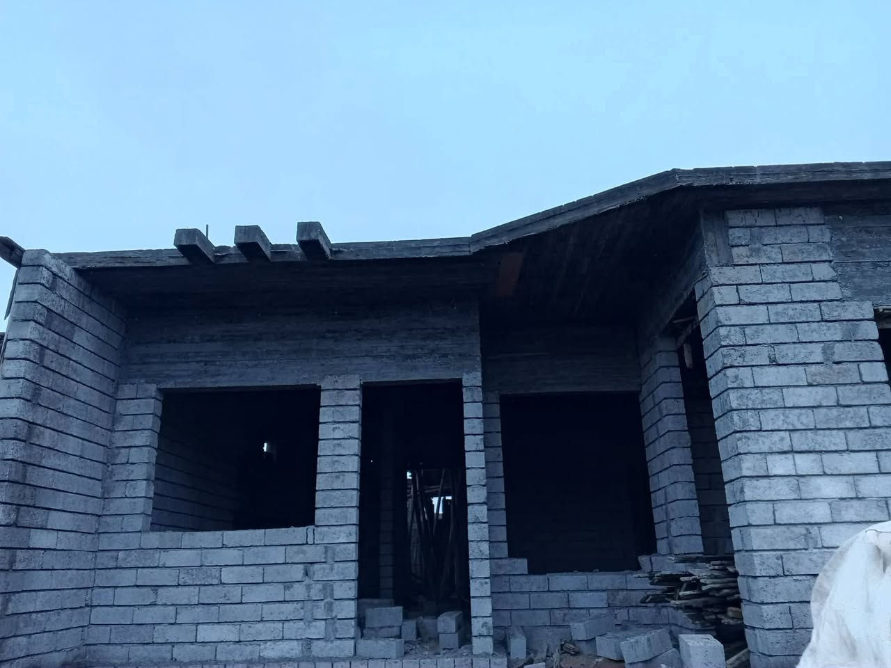 السلام عليكم  نجار متفراق اي شي يخص النجاره الشغل شرط ‏‪0782 713 5426‬‏
