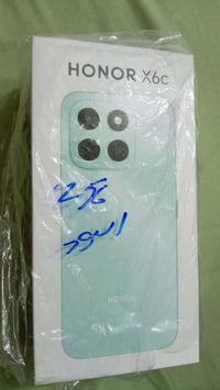 ورحمة الله وبركاتة جهاز جديد بعده كرتونه مراوس ايفون لو بيع وشراء 0787...