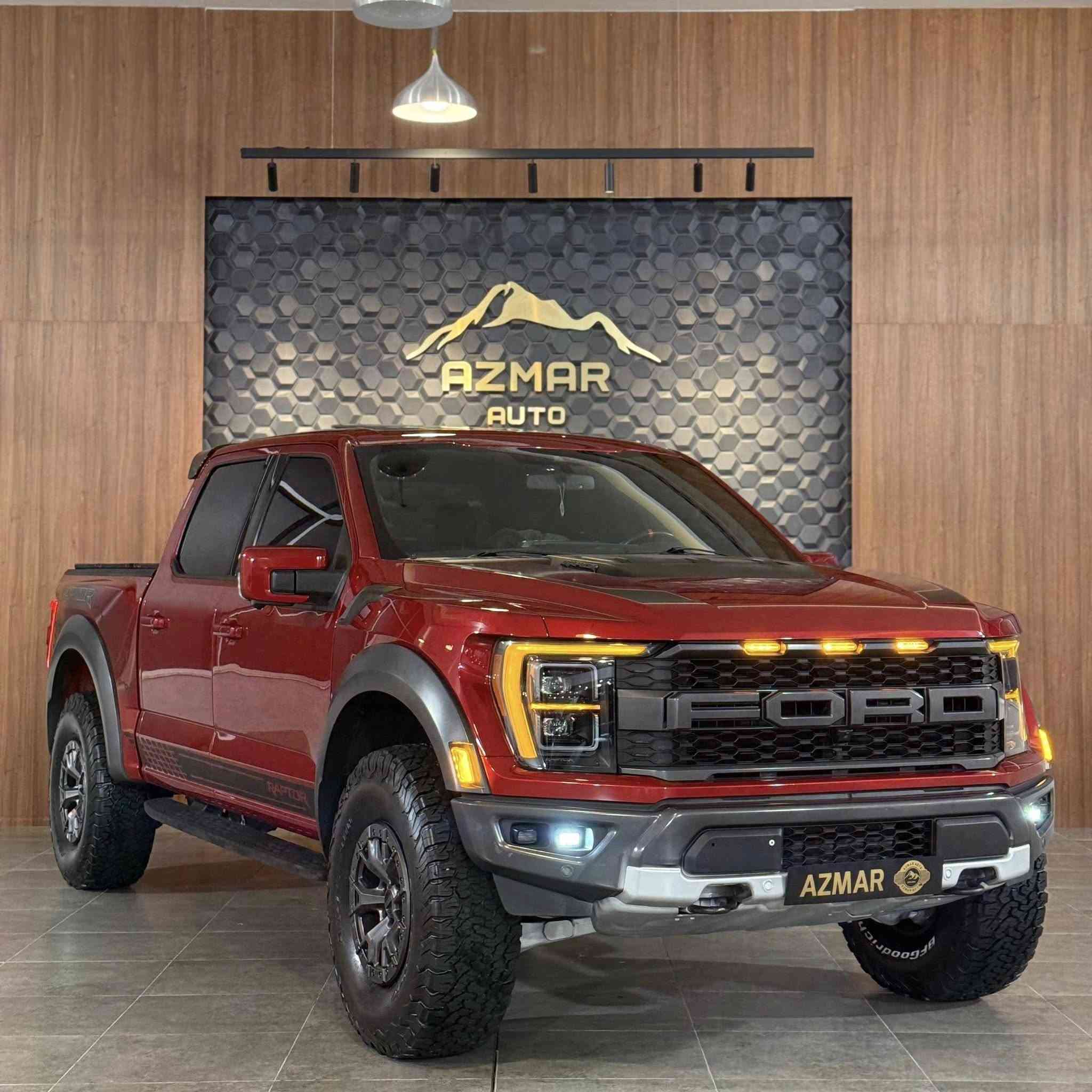 Ford Raptor 37 perfomance package 🔥
‎خليجية وكالة القاصد (Al Kasid)
‎ارخص سعر بكل العراق (655$ ورقة) 🔥
‎موديل : 2022
‎مكفول كفالة عامة 🔥
‎مواصفات السيارة فول الفول
‎المواصفات
‎دگمة الكزوز صوت رياضي او بدون صوت 
‎كزوز السيارة بي اكثر من وضع : 
Quite- Normal - Sport - baja 
‎- ستيرن السيارة بي اكثر من وضع : 
Normal - comfort - sport - baja 
‎- عجلات قياس ٣٧ انچ 
‎- دبلات رابتر + دبلات فوكس بلادي من فورد 
Advanced long-travel suspension 
FOX Racing Shox 
‎تكدر تختار وضع الدبلات من حيث الخشونة او نعومة او اوف رود او سباق .
‎لايتات امامية dynamic داينمك تتحرك ويه الستيرن 
‎لايتات LED و زنون 
‎ ٤ كشافات ضباب امامية عالية الاضاء ( يجي وياهة غلاف خارجي منقوش raptor ) 
‎بيها نظام اضائة خارجية محيطية ٣٦٠ درجة تضيء محيط السيارة 
‎- داخل كاربون فايبر 
‎- سقف بانوراما 
‎- كامرات ٣٦٠ درجة امامي و خلفية و جانبية 
‎- ٣ كامرات خلفية ( كاميرا للبودي + كاميرا للرجوع  كاميرا رجوع زاوية عدلة ) . 
‎- رادار خلفي و امامي مانع تصادم 
‎- رادار جانبي نقط عمياء 
‎- حساسات ٣٦٠ درجة 
‎- اوتو پارك 
‎- دوسات حديد بلادية 
‎- كشنات جلد كهربائية + خزن + تدفئة + تبريد 
‎- ستيرن السيارة تدفئة 
‎- شفتات ستيرن 
‎- سستم صوت محيطي من bang and olufsen 
‎- كار بلي Car play
‎- اندرويد اوتو android auto 
‎- شحن لاسلكي wirless charge 
‎- باب الصندوق كهربائي 
‎- صندوق السيارة يحتوي على درج لتسهيل الصعود
‎- اضائات داخل الصندوق 
‎- بلك كهرباء داخل الصندوق 
‎- مريات كهربائية 
‎- تشغيل عن بعد 
‎- دخول ذكي
‎- اضائات ترحيبية 
‎- شاشة العدادات ديجيتال اكثر من نمط بيها 
‎- كروز كونترول متكيف adaptive cruise control 
 
‎السيارة خليجية وكالة القاصد 
‎مكفول كفالة عامة ✅🔥
‎السيارة مرقم و جاهز تحويل ثاني يوم

‎سعر: 655$ ورقة
‎للاستفسار : ***********
‎العنوان: السليمانية المعارض الجديدة شركة ازمر اوتو معرض رقم ٣٤
