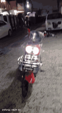 د راجه شحن للبيع 4بطاريات صارلها شهرين عندي الدراجه جديده و نضيفه السع...