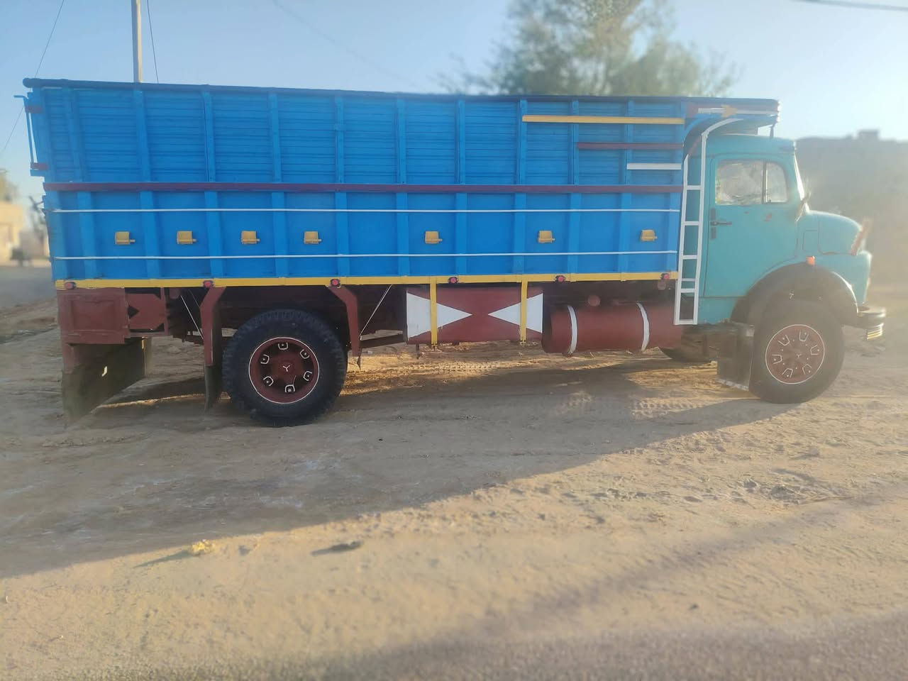 سلام عليكم 
ابوردين للبيع مديل 75 مكفول كفاله عامه 8طن ***********
