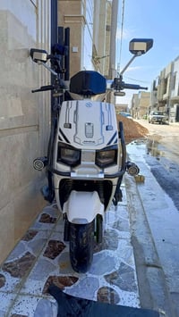 دراجه شحن ام عيون الوحش دراجه 6بطاريات  4 نمر دبل لايت عالي ناصي رماش ...